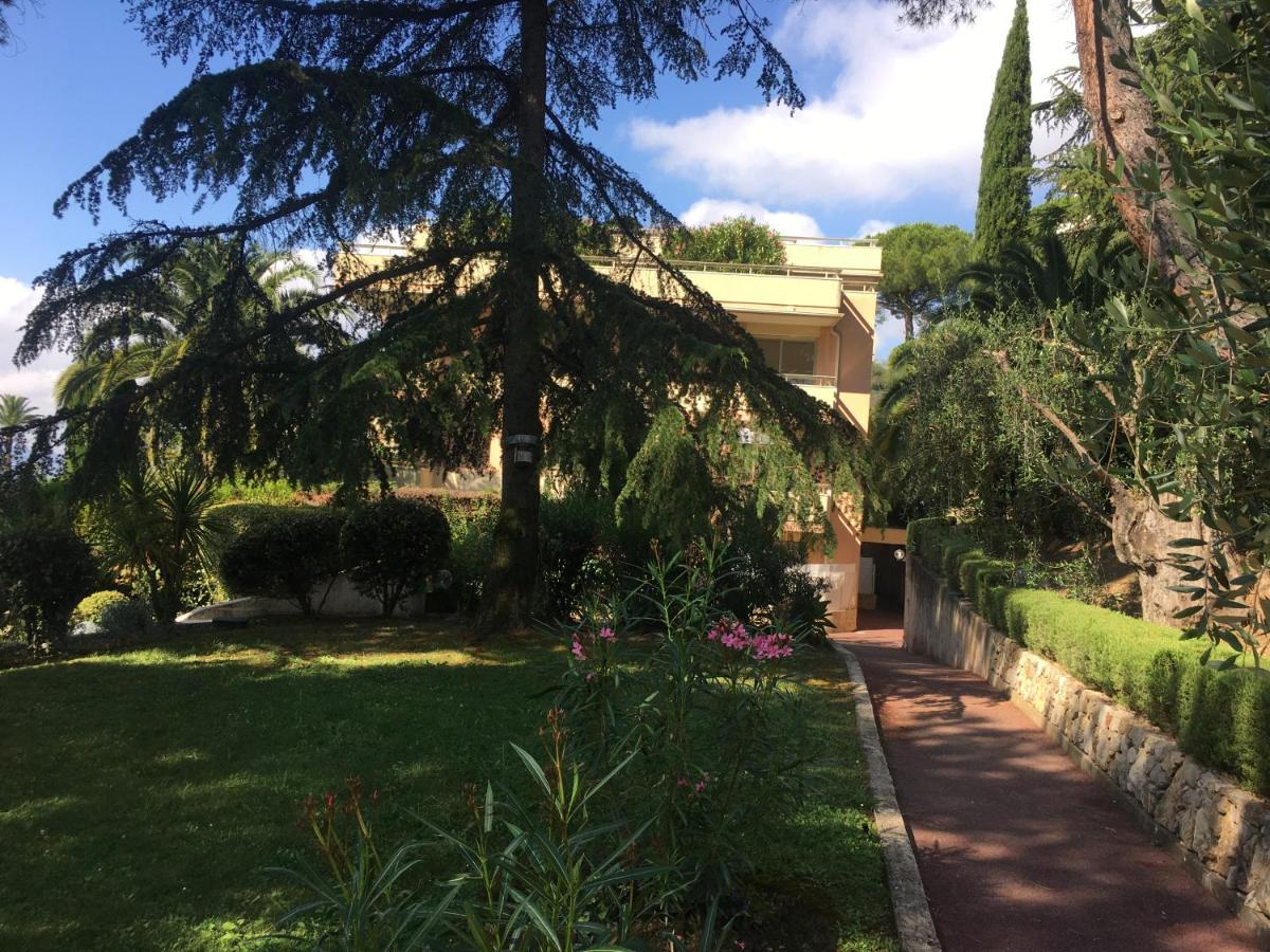 Clim Jardin Et Parking Prive -Piscine Tennis Et Park Vue Mer Grasse Exterior photo
